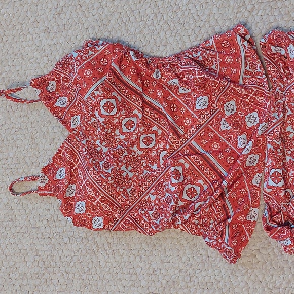 Swim suit, two piece, medium - Picture 3 of 9